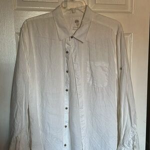 100% Linen Men’s White Button-Up